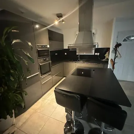 De Avec Piscine Privative Chauffee * Saint-Maime