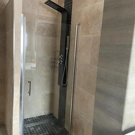 De Avec Piscine Privative Chauffee * Saint-Maime