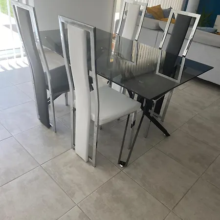 De Avec Piscine Privative Chauffee Vakantiehuis