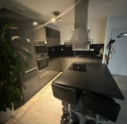 De Avec Piscine Privative Chauffee * Saint-Maime