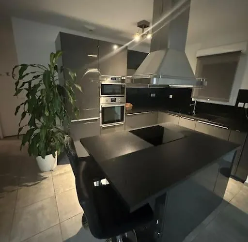 De Avec Piscine Privative Chauffee