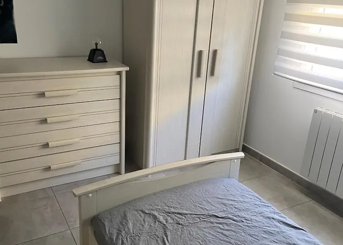 De Avec Piscine Privative Chauffee