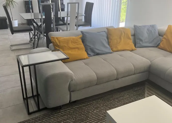 De Avec Piscine Privative Chauffee